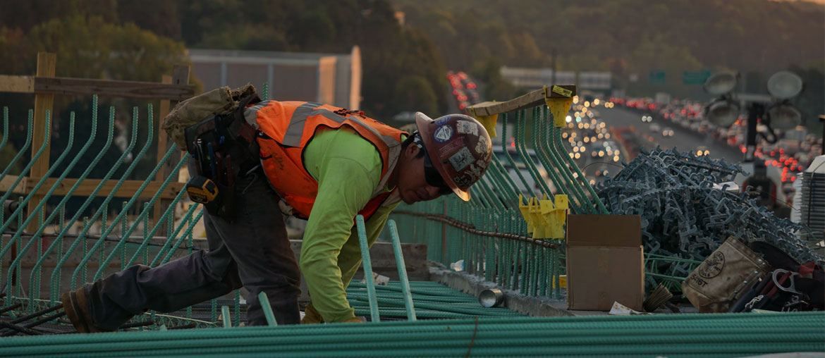 32 Best Gifts For Construction Workers