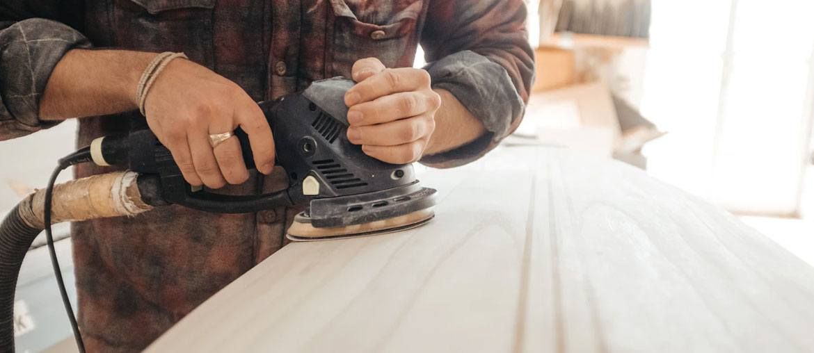 27 Best Gift Ideas For Carpenters & Woodworkers